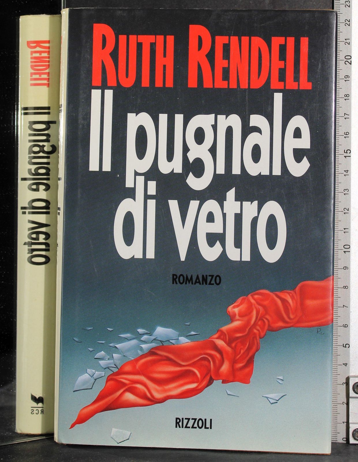 Il pugnale di vetro