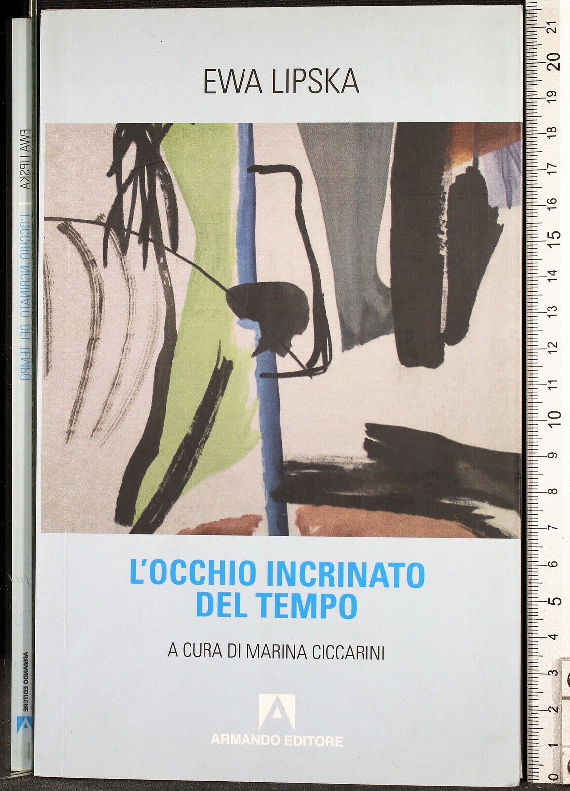 L'occhio incrinato del tempo