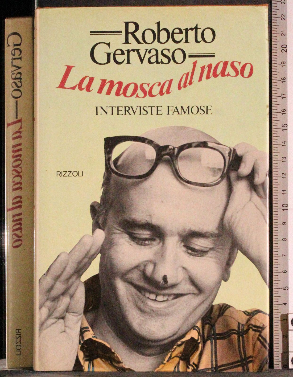 La mosca al naso