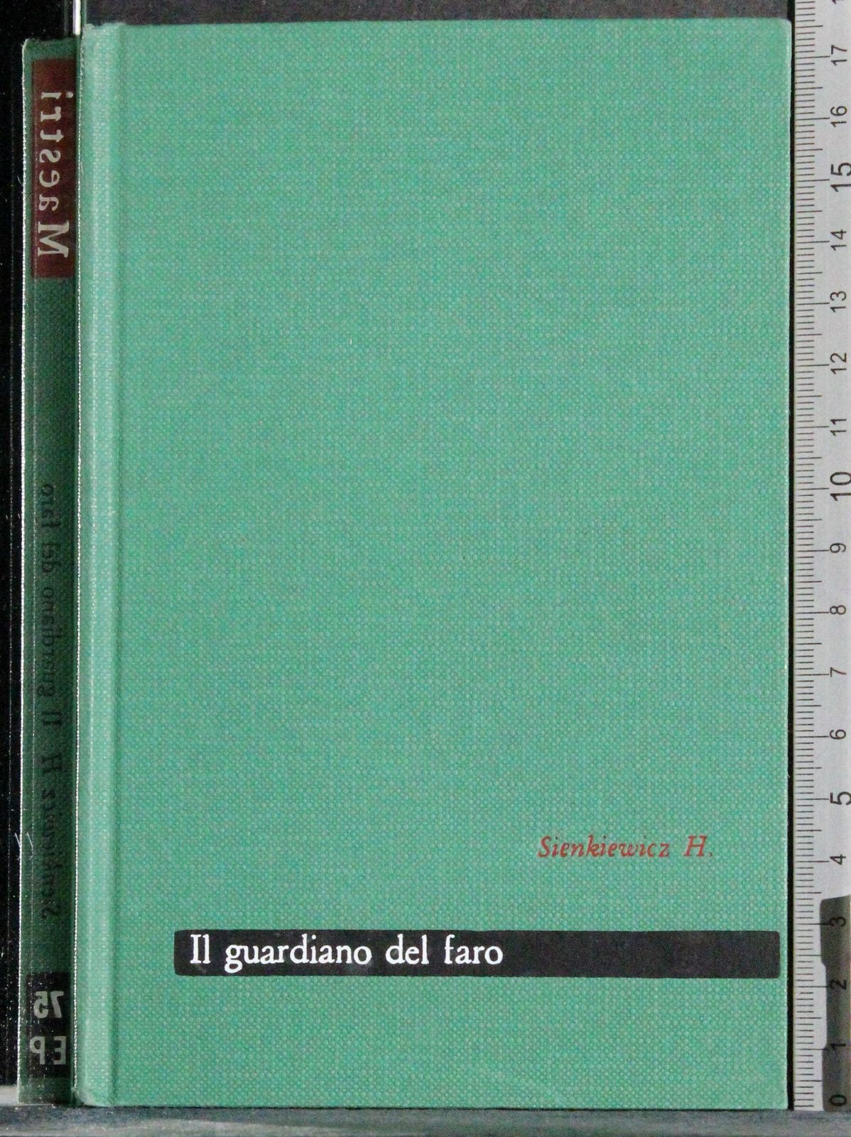 Maestri. Il guardiano del faro