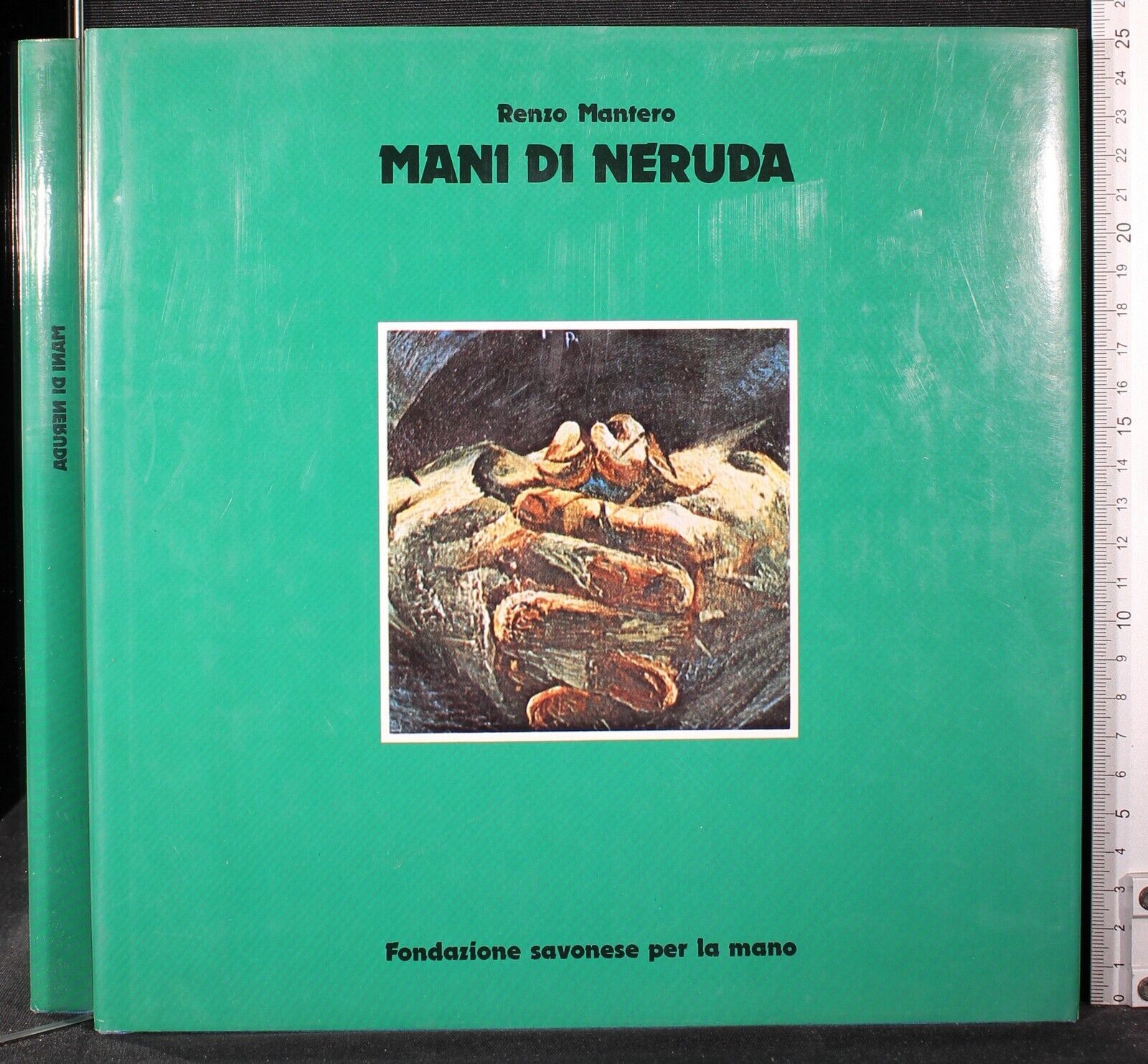 Mani di Neruda