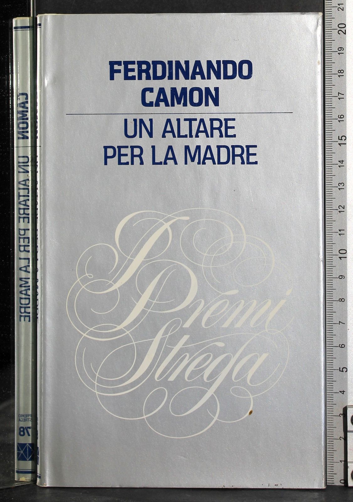 Un altare per la madre