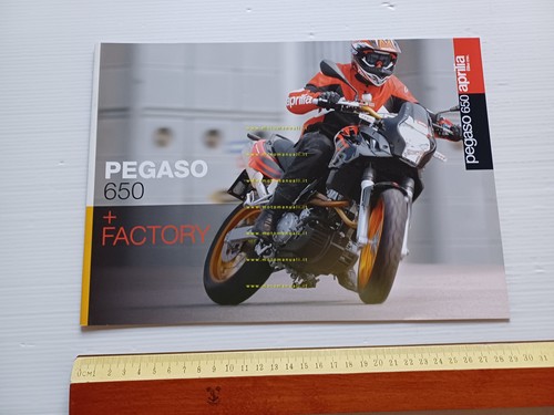 Aprilia Pegaso 650 Factory 2008 depliant italiano originale