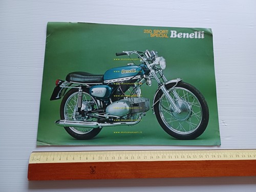 Benelli 250 Sport Special 1974 depliant italiano originale