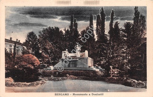 Cartolina - Bergamo Monumento a Donizetti