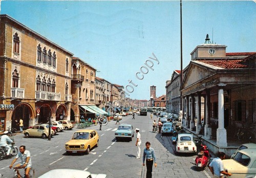 Cartolina - Chioggia Municipio Piazza del Popolo auto d'epoca 1988