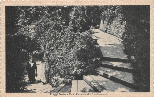 Cartolina - Fiuggi Fonte - Viale di accesso allo stabilimento …