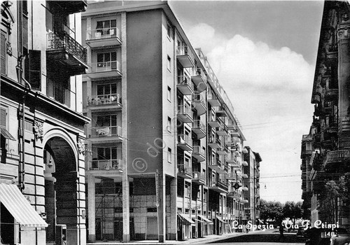 Cartolina - La Spezia - Via Crispi - 1957