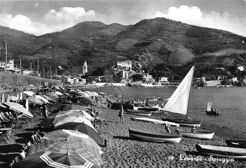 Cartolina - Levanto - Spiaggia - 1963
