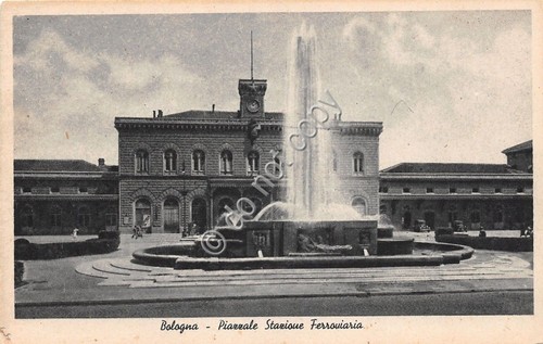 Cartolina - Postcard - Bologna - Piazzale della Stazione - …