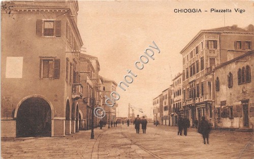 Cartolina - Postcard - Chioggia - Piazzetta Vigo - animata …
