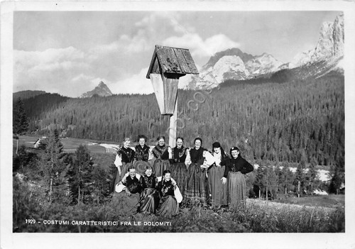 Cartolina - Postcard - Dolomiti - Costumi tradizionali - NVG