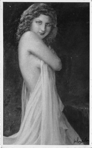 Cartolina - Postcard - Donna con veli