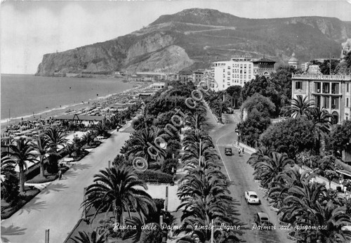 Cartolina - Postcard - Finale Ligure Palmizi lungomare spiagge 1961 …