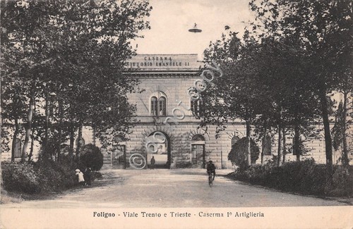 Cartolina - Postcard - Foligno - Viale Trento e Trieste …