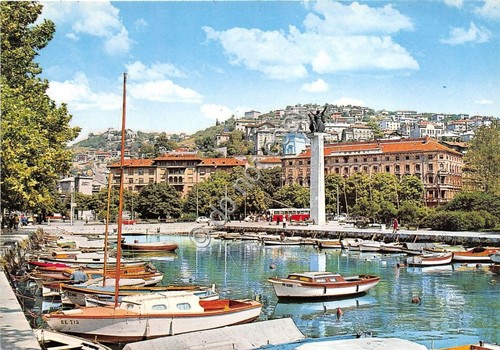 Cartolina - Postcard - Gardone Riviera - Vista del porticciolo …