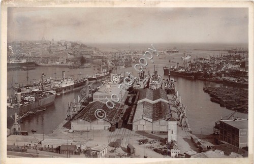 Cartolina - Postcard - Genova panorama del porto navi barche …