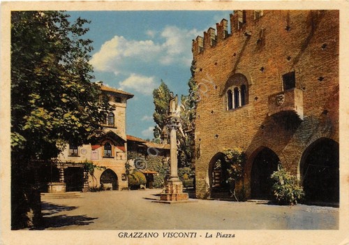 Cartolina - Postcard - Grazzano Visconti - piazza - anni …