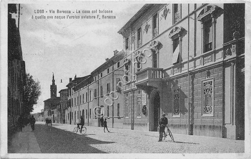 Cartolina - Postcard - Lugo - Via Baracca - animata …
