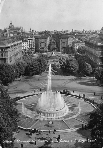 Cartolina - Postcard - Milano - Castello con fontana - …