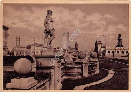 Cartolina - Postcard - Milano - Fontana Piazza G. Cesare …