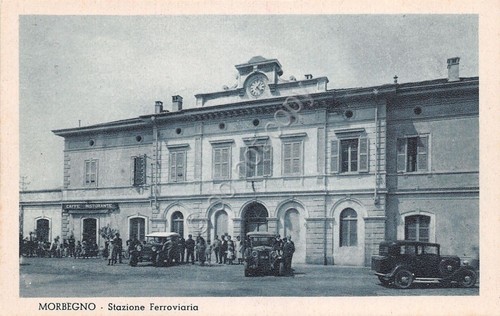 Cartolina - Postcard - Morbegno - Stazione Ferroviaria - auto …