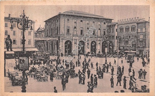 Cartolina - Postcard - Parma - Piazza Garibaldi - animata …