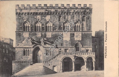Cartolina - Postcard - Perugia Palazzo Comunale 1915