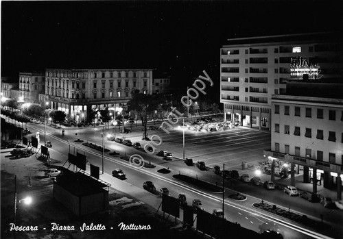 Cartolina - Postcard - Pescara - Piazza Salotto - Notturno …