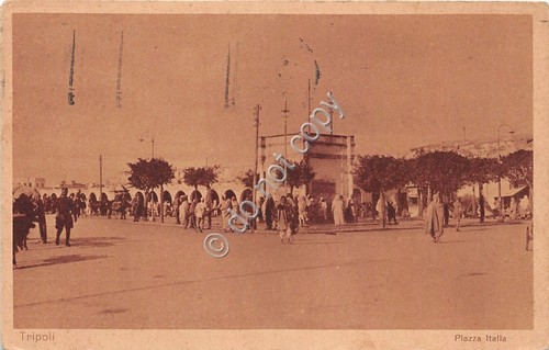 Cartolina - Postcard - Tripoli - Piazza Italia - animata …