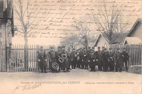 Cartolina - Postcard - Verdun - Caserme de Jardin- Fontaine …