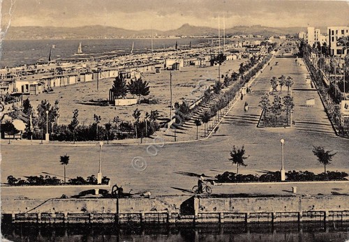 Cartolina - Riccione - Panorama della spiaggia - animata - …