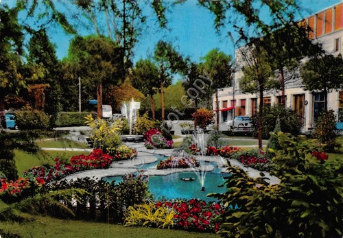 Cartolina Abano Terme Giardino Pubblico fontana giochi d'acqua (Padova)