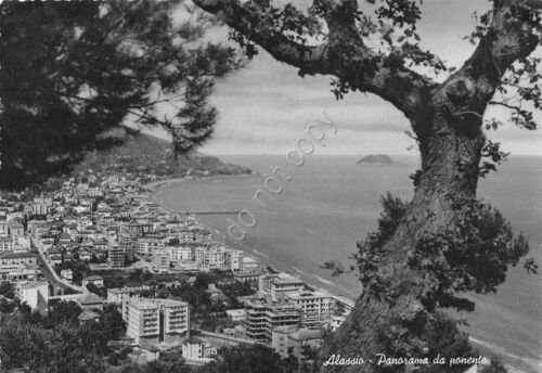 Cartolina Alassio 1957 panorama del paese dall'alto con case e …