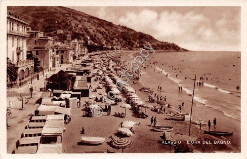 Cartolina Alassio Spiaggia dall'alto 1950 (Savona)