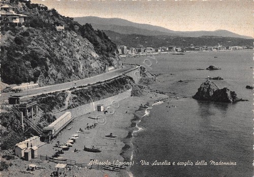 Cartolina Albissola Via Aurelia Spiaggia Scoglio Madonnina (Savona)