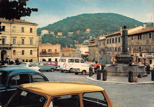 Cartolina Allumiere Piazza della Repubblica Caffè Centrale animata auto anni …