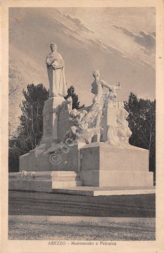Cartolina Arezzo Monumento a Petrarca