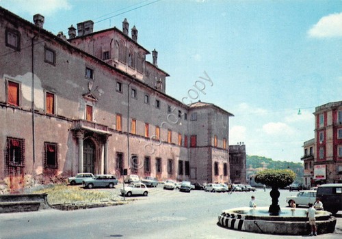 Cartolina Ariccia Piazza Repubblica Palazzo Chigi auto animata anni '70