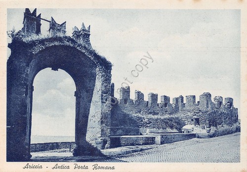 Cartolina Ariccia Porta Romana anni '40