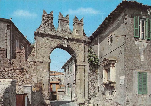 Cartolina Ariccia Porta Romana e case