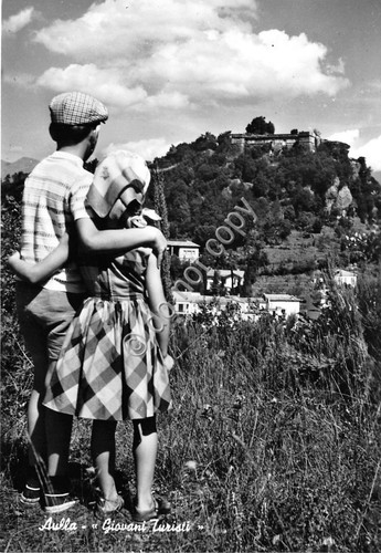 Cartolina Aulla Panorama Giovani turisti -anni '50 (Massa)