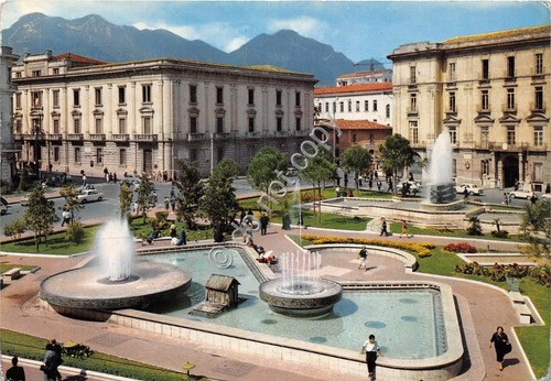 Cartolina Avellino Piazza Libertà 1967
