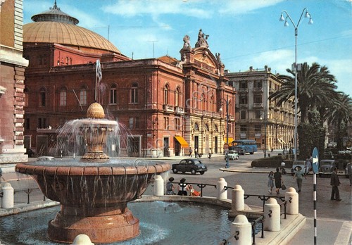 Cartolina Bari Teatro Petruzzelli 1963 animata