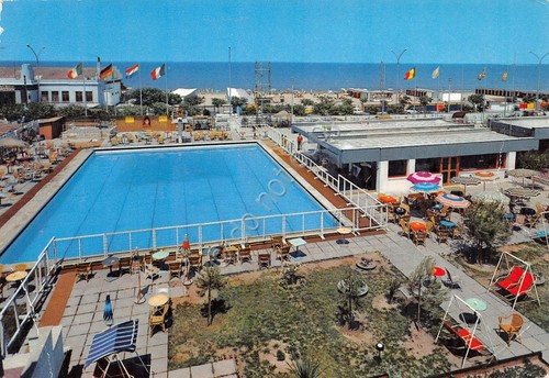 Cartolina Barletta Albergo Helios Residence piscina 1997 (Bari)
