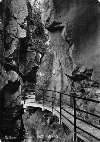Cartolina Bellano Interno dell'Orrido (Como)