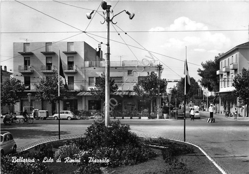 Cartolina Bellariva Lido Rimini Piazzale Vigile 1963 VG