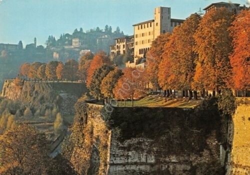 Cartolina Bergamo Bastioni sud delle mura venete