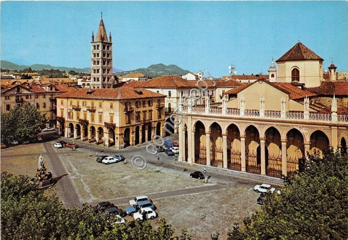Cartolina Biella Piazza del Duomo