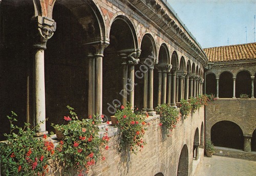 Cartolina Bologna Basilica S. Stefano Chiostro Monastico